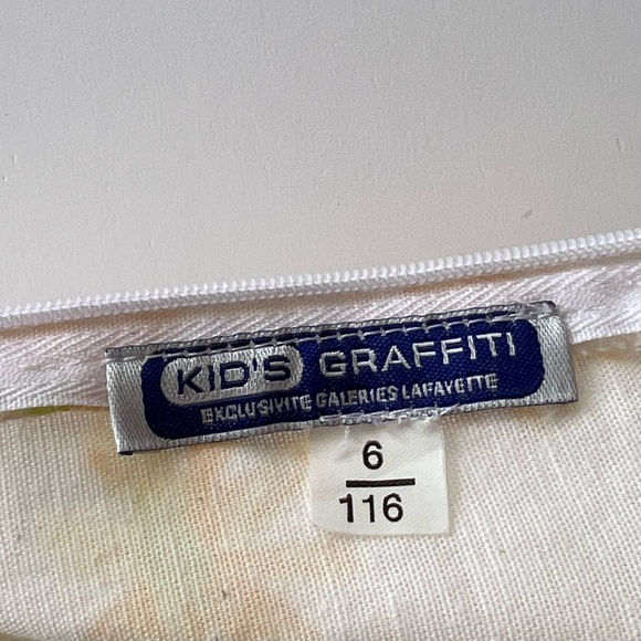 Beautiful Yellow White Daisy Vintage Dress Kids Graffiti Size 116 cm/6 yo NWOT - Picture 5 of 7